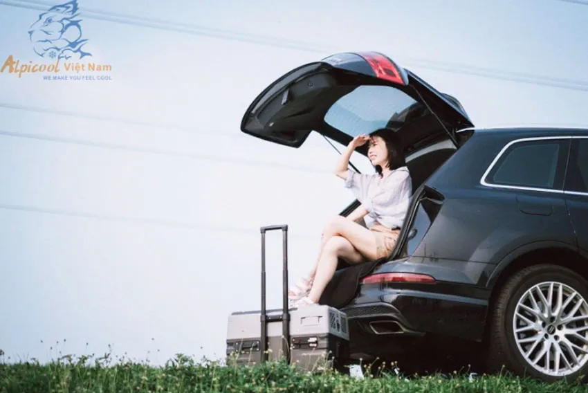 tủ lạnh mini ô tô